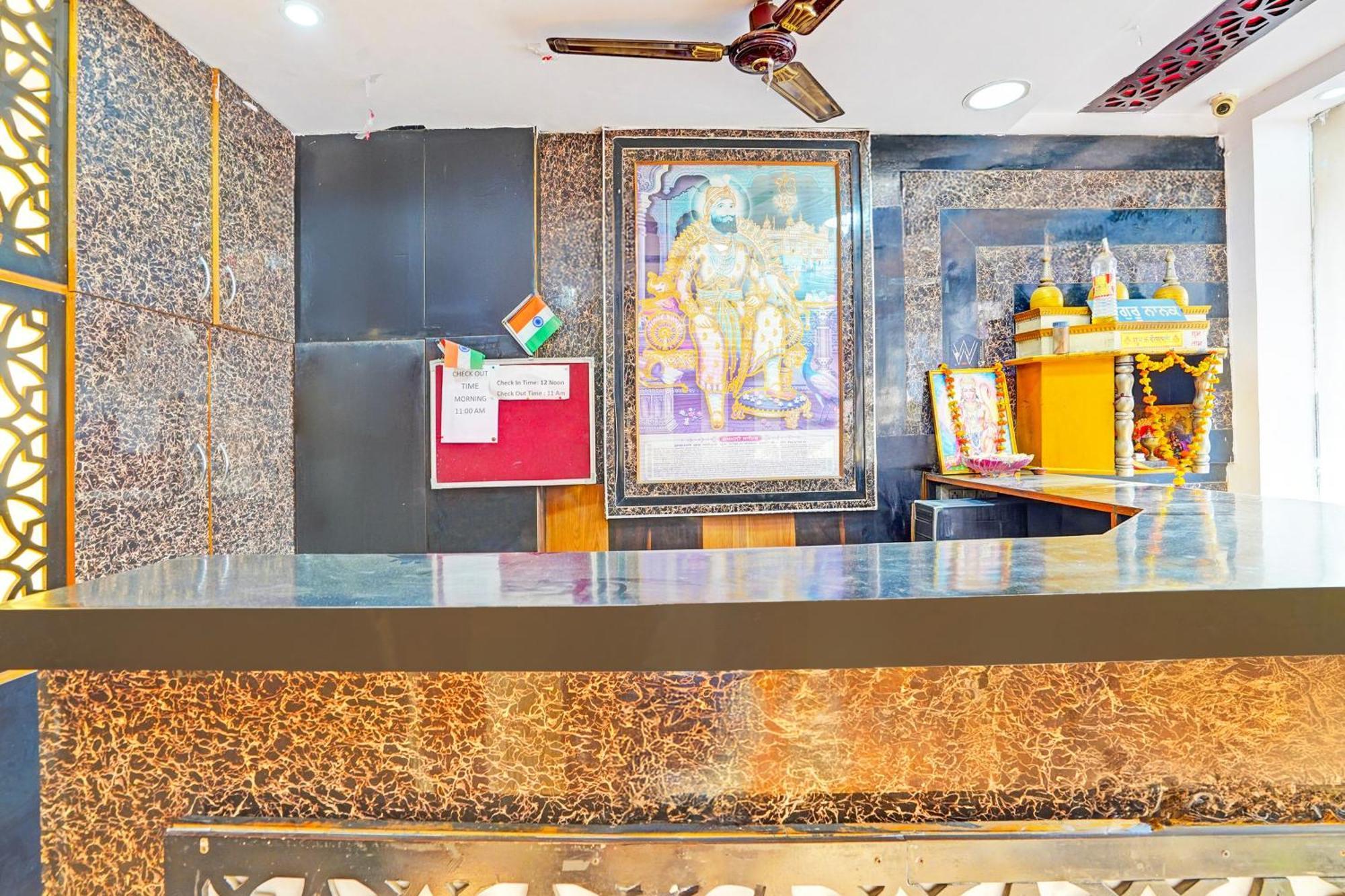 Super Hotel O Charbagh Formerly Khalsa Inn Lucknow Exterior photo